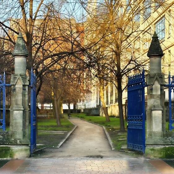 Entrance to Ramshorn Graveyard